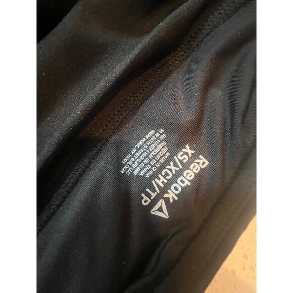 REEBOK RUNNING SHORTS BLACK AND GRAY WOMENS XS - Picture 3 of 5